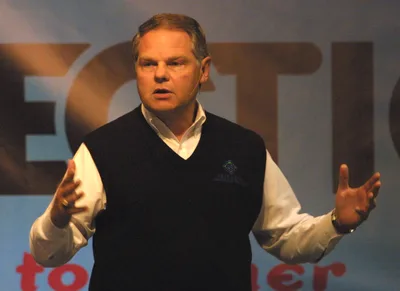 Reccord warns of dangers of infidelity among leaders | Baptist Press