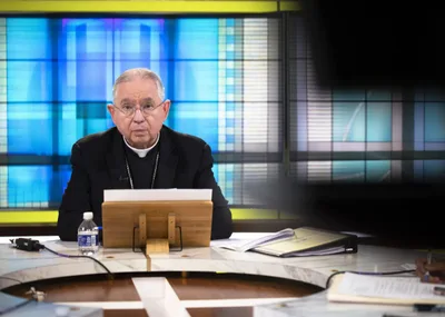 U.S. archbishop says ‘elitist leaders’ see Christianity as obstacle | Crux