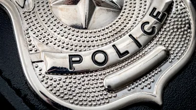 A God Encounter: Officer Pulls Over Speeding Mom, Then Prays With Her When He Learns the Tragic Reason