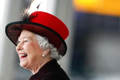 The Queen and the King of Kings - The Christian Chronicle