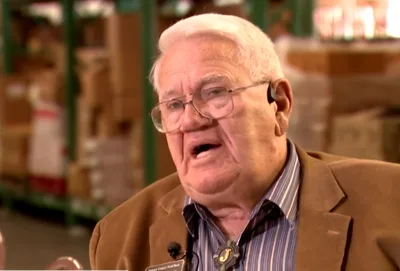 Pastor, Former Director of Food Bank Allegedly Paid Employee for Sex Acts, Stole Thousands
