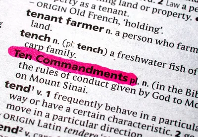 Louisiana Bill Seeks to Require 10 Commandments Displays in Public Schools