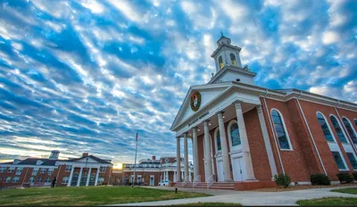 Christian university agrees to pay $14M after student wrestler died begging for water