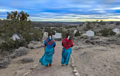 This Catholic summer internship combines prayer, traditional construction in the southwest US