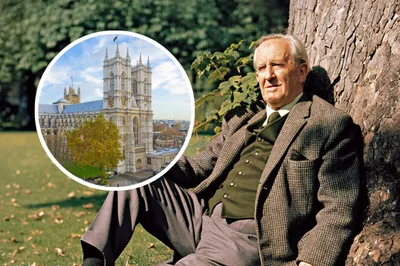 J.R.R. Tolkien Is Getting a Memorial Beside His Old Friend C.S. Lewis in Westminster Abbey