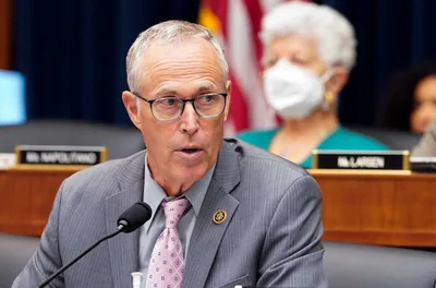 'I Don't Believe in God': Congressman Aims to Bring Other Lawmakers Out of Humanist Closet
