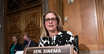 Democrats Gathering Votes to Pass Spending Bills