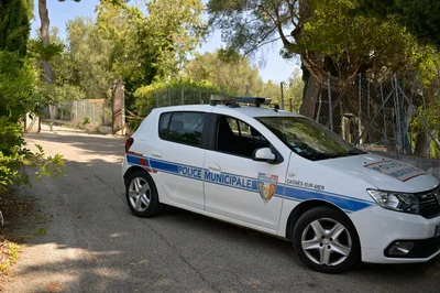 Thieves Steal 4 Renoir Paintings from French Riviera Museum, 2 Still Missing | CBN