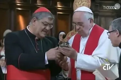 Everything you need to know about the miracle of liquefaction of the blood of St. Januarius
