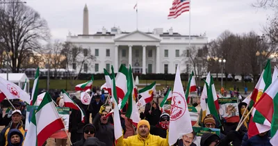Trump Threatens U.S. Action to Protect Iranian Demonstrators