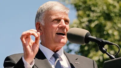 Franklin Graham Will Return to Ukraine to Preach Special Easter