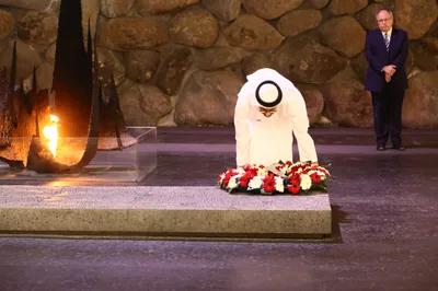 UAE Foreign Minister Visits Yad Vashem, Meets Israeli Leaders in Honor of Abraham Accords