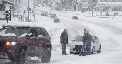 Heavy snowstorms continue pummeling Northwest