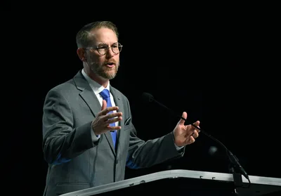 Tony Wolfe invites Christians into a ‘lifetime of faithful and faith-filled sowing’ during convention sermon | Baptist Press