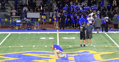 After Supreme Court Victory, Football Coach Prays Again at Midfield