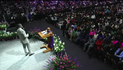 Many US churches saw bountiful crowds on Easter Sunday