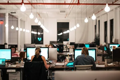 Britain's Going to Give the Four-Day Workweek a Shot and See What Happens - RELEVANT
