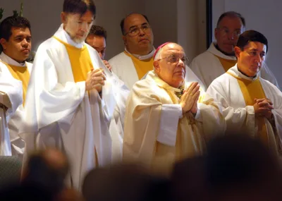 Bishop Raymundo Peña dies at 87; was advocate of immigrant rights | Crux