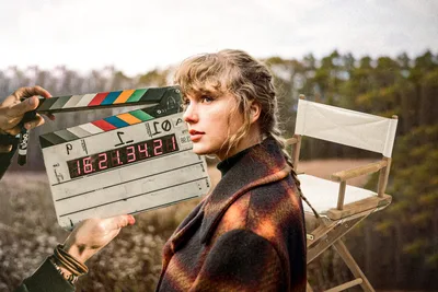 Taylor Swift Set to Make Her Film Directorial Debut - RELEVANT