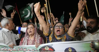 India and Pakistan agree to full ceasefire