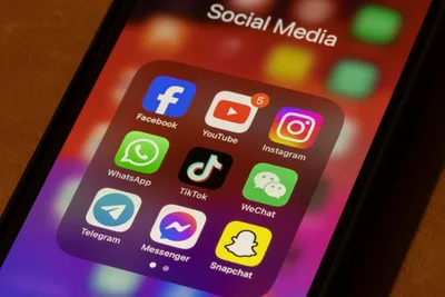 6 questions Christians must ask before posting online