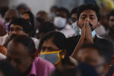 Hindu mob, off-duty officer attack Christian prayer gathering in India