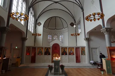 Ukraine war splits Russian Orthodox parishes across Europe
