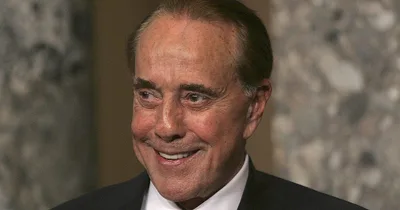 Former Sen. Bob Dole dies at age 98