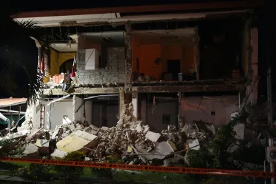 Panama suffers powerful quake aftershocks rattle communities, destroys historic Catholic church