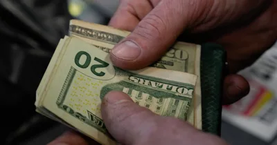 Sitting President’s Signature to Go on Dollars for First Time