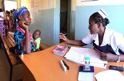 Evangelical Mission Doctor Says ‘many will die’ if PEPFAR Dismantled; Amy Grant, Country Artists Speak Out