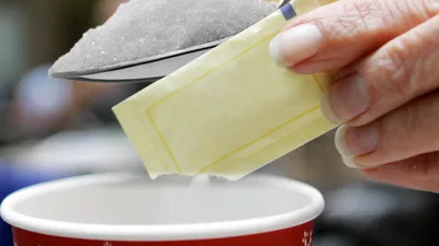 'Sugar Is a Tricky, Tricky, Tricky Little Abuser': The Light Bulb Moment That Helped This Sugar Addict Break Free