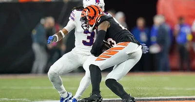 Buffalo Bills’ Hamlin collapses on field, in critical condition