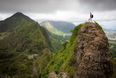 Walking Miracle: Man Falls 400 Feet in Hawaii, Survives and Now at MIT