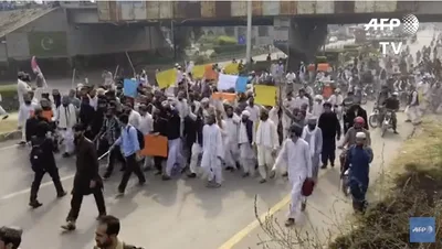Muslims Block Roads, Call for Supreme Court Justices to Be Killed Over Asia Bibi Acquittal