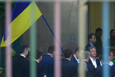 Ukrainian Forces Break Through Russian Lines in Kharkiv Counteroffensive as US Provides More Aid