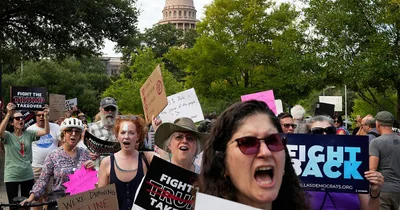 Arrest warrants issued for absent Texas Democratic reps
