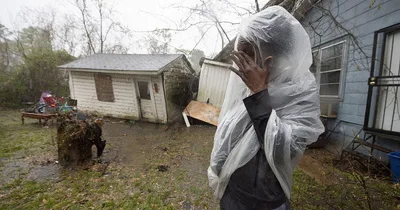 Storms, tornadoes rip through the South