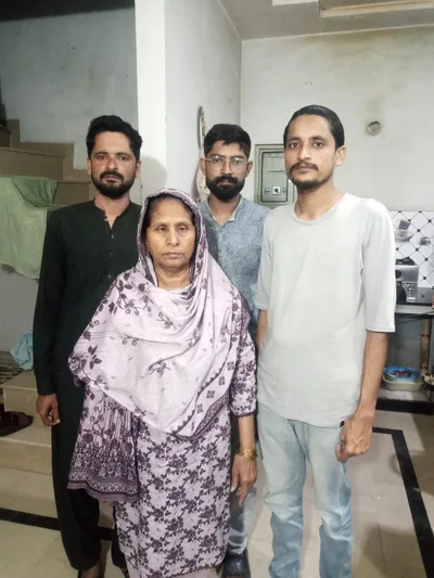 Officials in Pakistan Defy Order to Correct Christians’ Religious ID