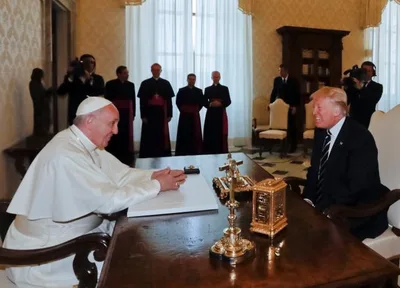 Donald Trump, Pope Francis Meet, Vow to Fight for 'Life, Freedom of Worship'