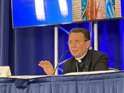 US bishops overwhelming endorse Eucharistic statement, revival campaign