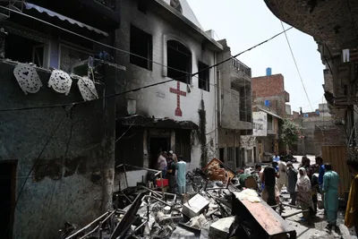 At Least 8 Churches Set on Fire by Mob in Pakistan over Blasphemy Allegations