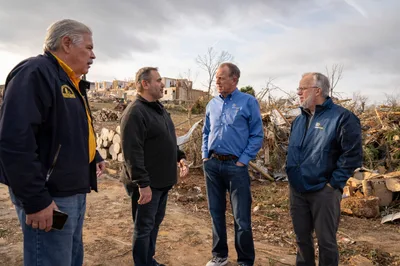 Litton, Wright visit storm-ravaged town, see Southern Baptist cooperation ‘at its best’ | Baptist Press