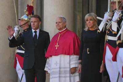 Pope warns a ‘paradise of machines’ could undermine humanity as he opens France trip