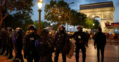 Thousands arrested in French riots