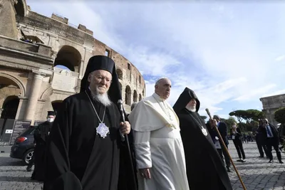 Pope Francis: All religious traditions must resist ‘temptation to fundamentalism’