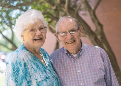 A marriage as pretty as a picture
