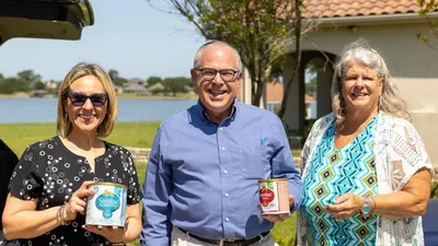 Israeli humanitarian delivers 200 pounds of baby formula to Texas churches amid national shortage