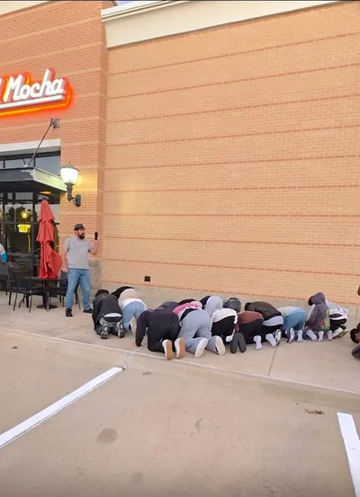 Texas Street Evangelist Who Confronted Islamic Prayer Group Calls Encounter 'peaceful,' Draws Ire of Muslim Leaders