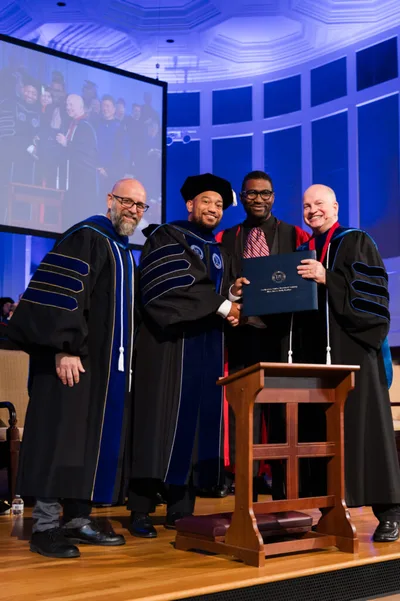 The King is born: Akin reminds graduates that Jesus saves and sends | Baptist Press